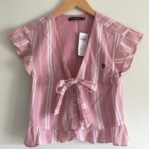 A&F pink and white top